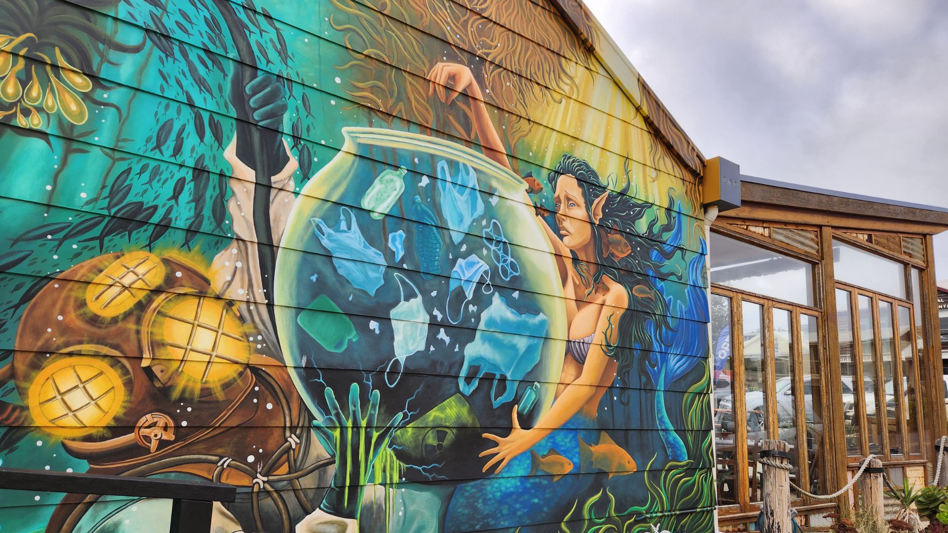 REAL MURAL
